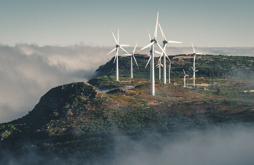 Le bruit des éoliennes : une menace pour la santé publique et l’économie française