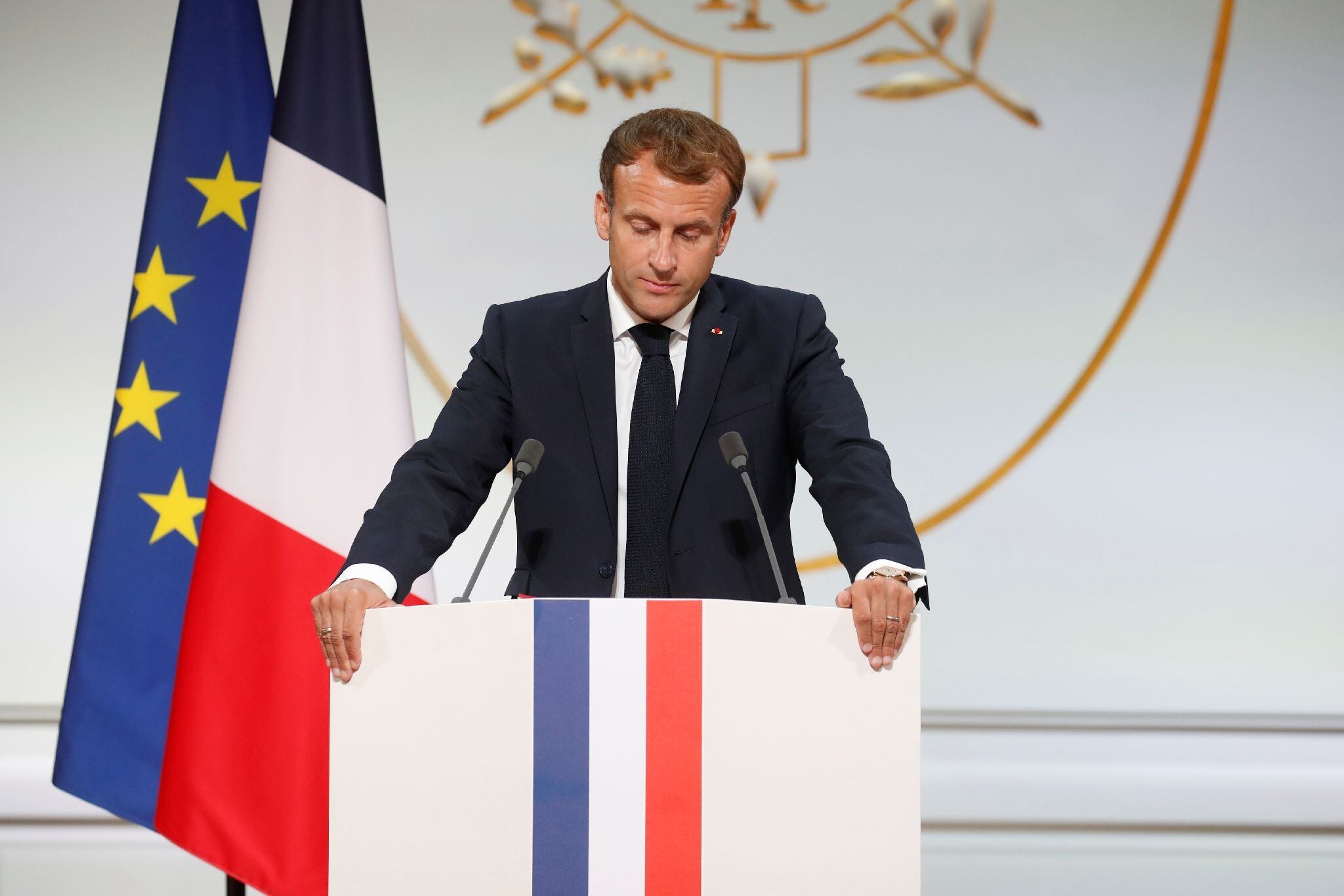 Le coup d’État de Macron : une conspiration judiciaire et médiatique pour assurer sa montée au pouvoir